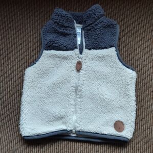 Carter's Cozy Kids Sherpa Vest - Gray and Cream, Size: 6 months